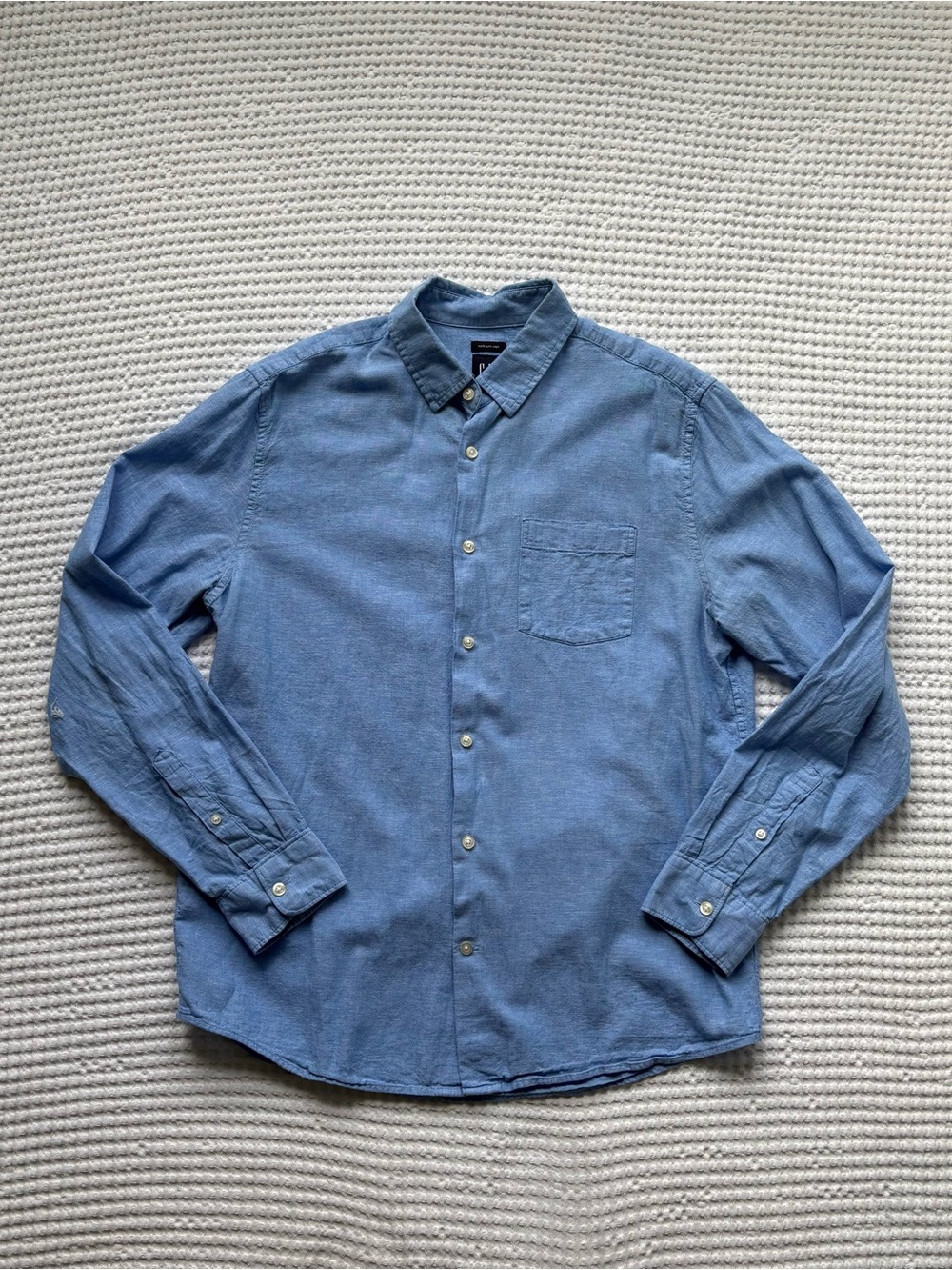 Gap Linen Cotton Blend Button-Up Shirt Blue Lightweight Travel Office – Men’s M